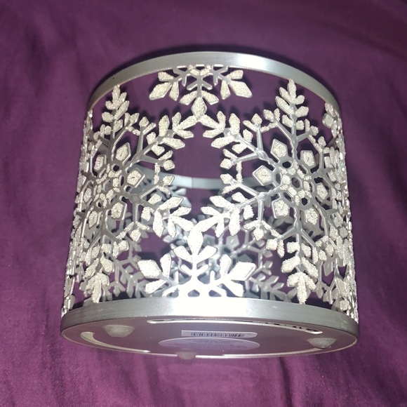 Bath and body works candle holder
